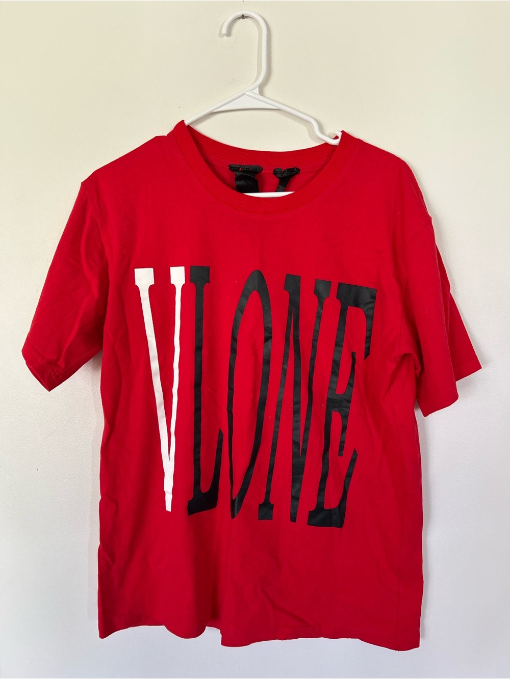 Vlone Staple T-Shirt Red Big V Logo Size Large Made In USA Medium